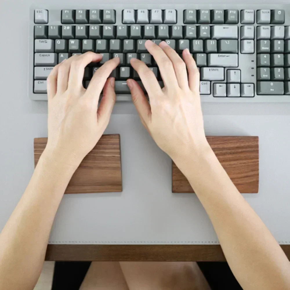 Walnoothout Palmsteun Aangepas - Tech For Office recensie en prijs